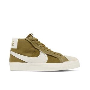 Zoom blazer mid premium plus SB- NEW IN BOX